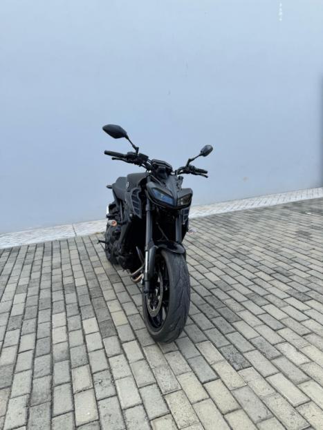 YAMAHA MT-09 850 ABS, Foto 10