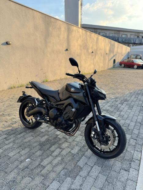 YAMAHA MT-09 850 ABS, Foto 8