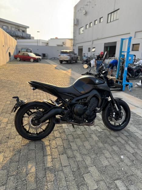 YAMAHA MT-09 850 ABS, Foto 10