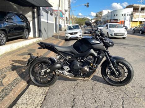 YAMAHA MT-09 850 ABS, Foto 4