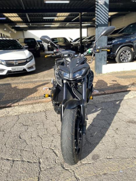 YAMAHA MT-09 850 ABS, Foto 5