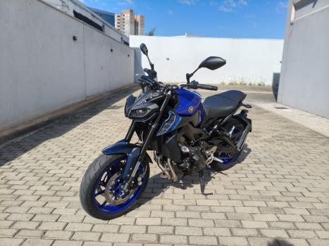 YAMAHA MT-09 850 ABS, Foto 3