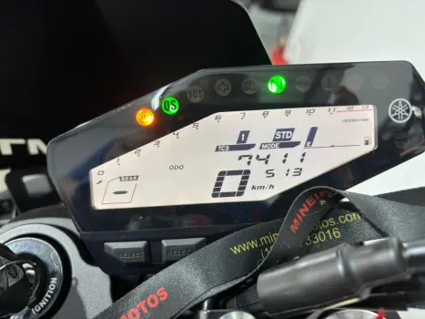 YAMAHA MT-09 850 ABS, Foto 11