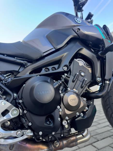 YAMAHA MT-09 850 ABS, Foto 7