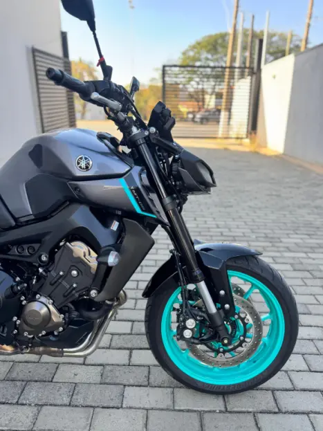 YAMAHA MT-09 850 ABS, Foto 9