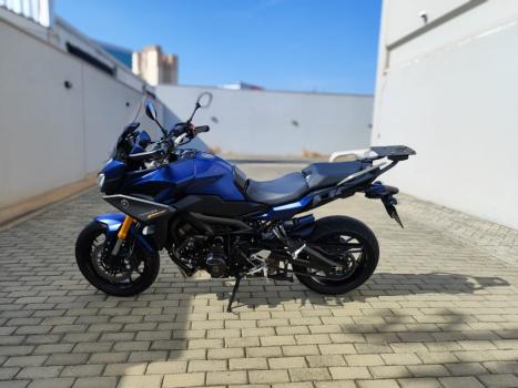 YAMAHA MT-09 Tracer GT 900 , Foto 2