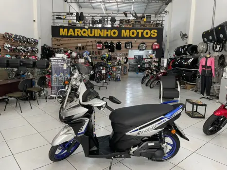 YAMAHA Neo UBS 125 , Foto 1