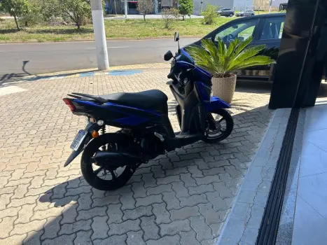 YAMAHA Neo UBS 125 , Foto 5