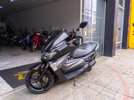 YAMAHA NMax 160 ABS, Foto 3