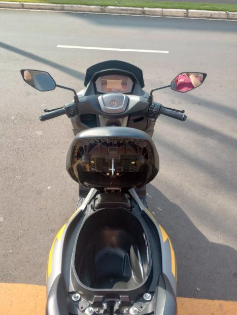 YAMAHA NMax 160 ABS, Foto 2