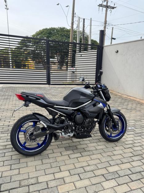 YAMAHA XJ6 600 N, Foto 10