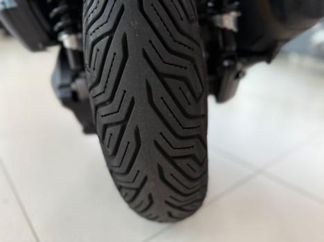 YAMAHA Xmax 250 , Foto 10