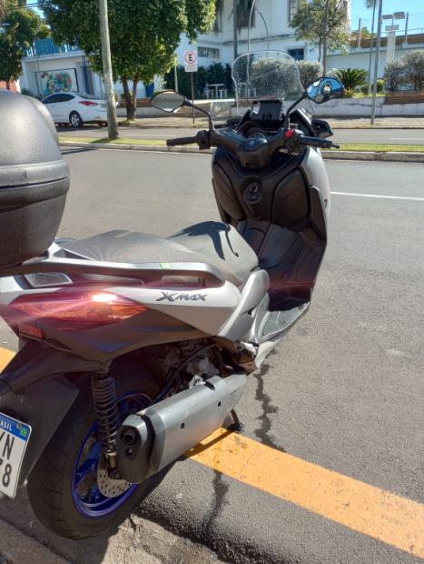 YAMAHA Xmax 250 , Foto 6