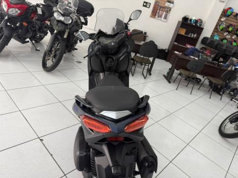 YAMAHA Xmax 250 , Foto 4