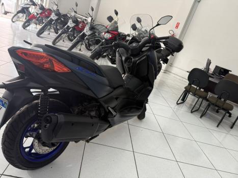 YAMAHA Xmax 250 , Foto 5
