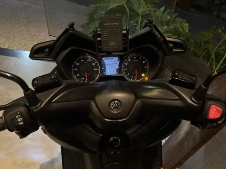 YAMAHA Xmax 250 , Foto 7