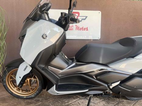 YAMAHA Xmax 250 , Foto 3
