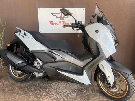 YAMAHA Xmax 250 , Foto 9
