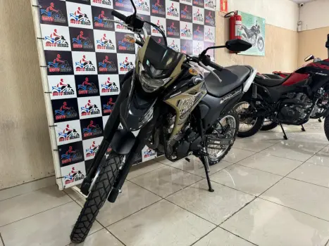 YAMAHA XTZ 250 LANDER, Foto 3