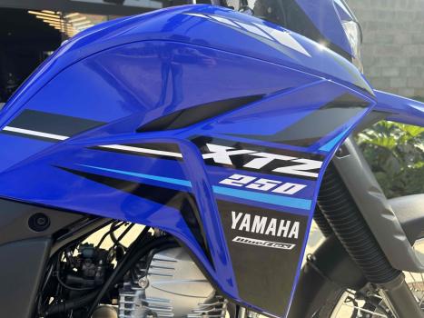 YAMAHA XTZ 250 LANDER, Foto 4