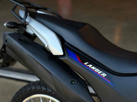 YAMAHA XTZ 250 LANDER, Foto 7