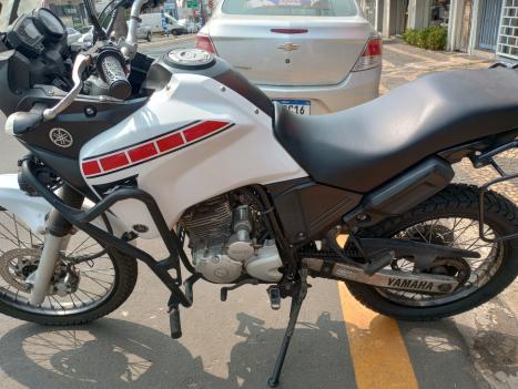 YAMAHA XTZ 250 TENER, Foto 4