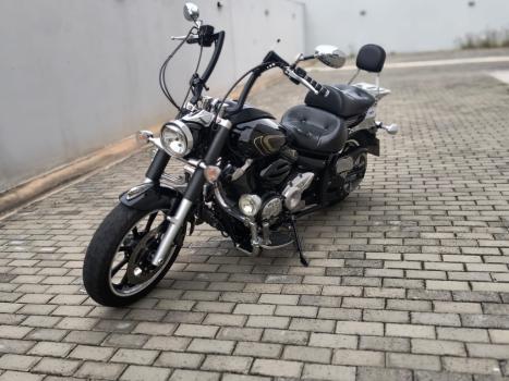 YAMAHA XVS MidnightStar 950, Foto 3