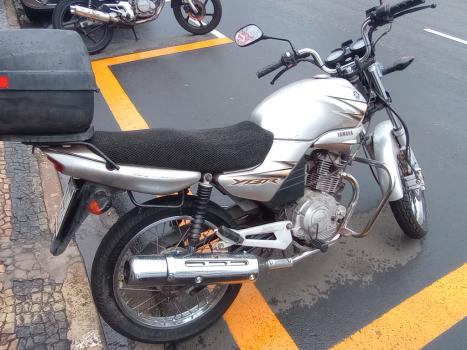 YAMAHA YBR 125 ED, Foto 2