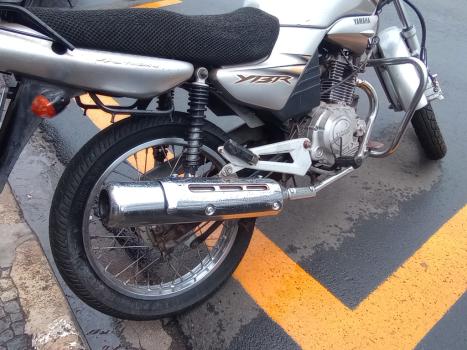 YAMAHA YBR 125 ED, Foto 3