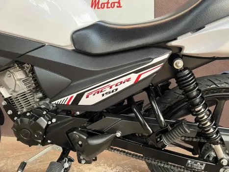 YAMAHA YBR 150 FACTOR ED, Foto 3