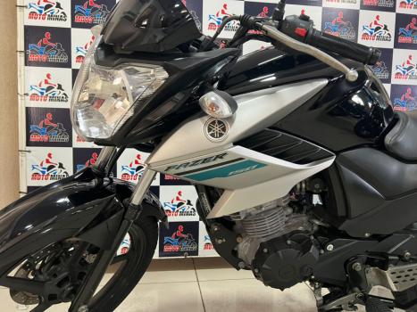 YAMAHA YS Fazer 150 BLUE FLEX, Foto 3