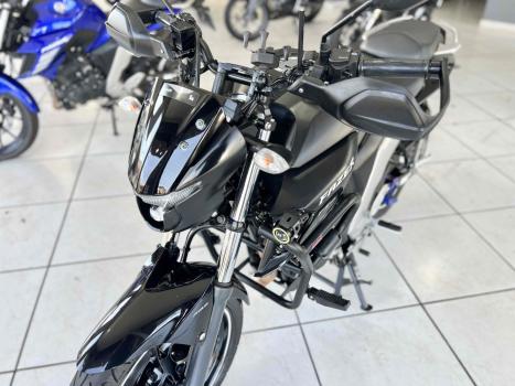 YAMAHA YS Fazer 250 LIMITED EDITION, Foto 10