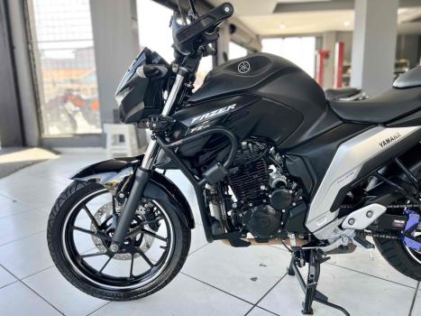 YAMAHA YS Fazer 250 LIMITED EDITION, Foto 11