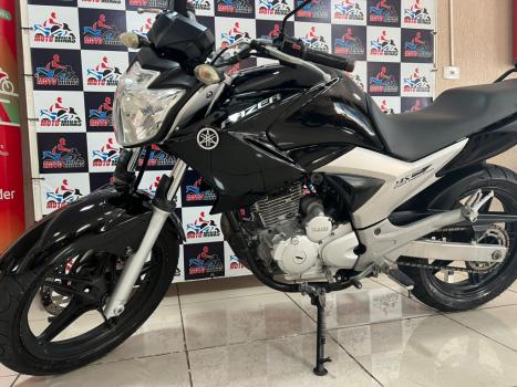 YAMAHA YS Fazer 250 , Foto 3