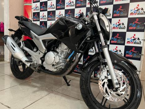 YAMAHA YS Fazer 250 , Foto 10