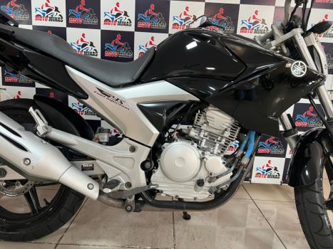 YAMAHA YS Fazer 250 , Foto 11