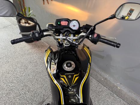YAMAHA YS Fazer 250 LIMITED EDITION, Foto 6