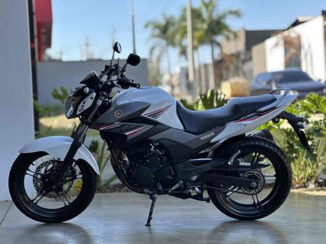 YAMAHA YS Fazer 250 , Foto 2