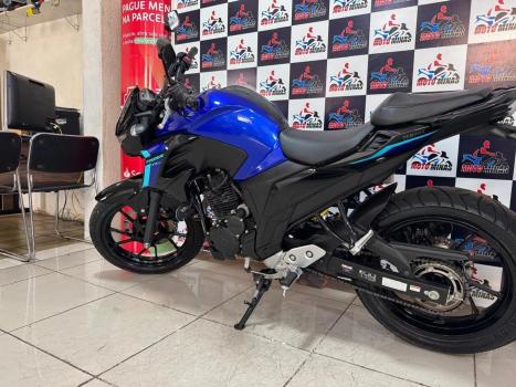 YAMAHA YS Fazer 250 , Foto 4