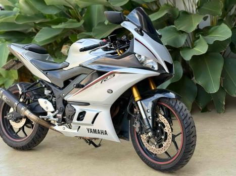 YAMAHA YZF R3 320 ABS, Foto 7