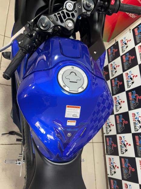 YAMAHA YZF R3 320 ABS, Foto 6
