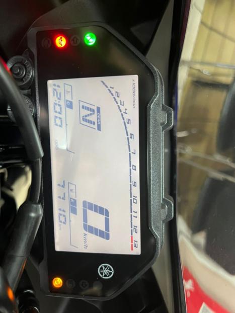 YAMAHA YZF R3 320 ABS, Foto 7