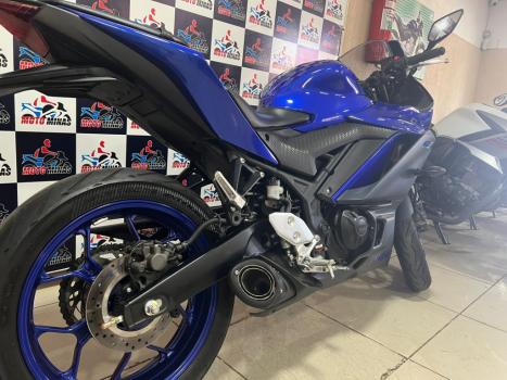YAMAHA YZF R3 320 ABS, Foto 10