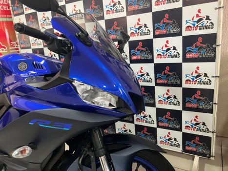 YAMAHA YZF R3 320 ABS, Foto 12