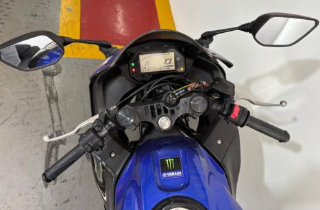 YAMAHA YZF R3 320 ABS, Foto 3