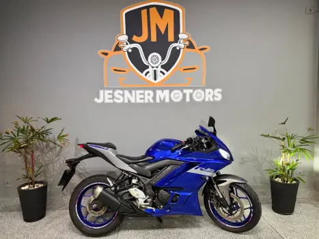 YAMAHA YZF R3 320 ABS, Foto 3