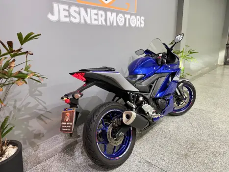 YAMAHA YZF R3 320 ABS, Foto 4
