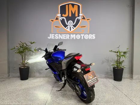 YAMAHA YZF R3 320 ABS, Foto 5