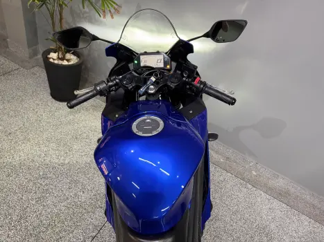 YAMAHA YZF R3 320 ABS, Foto 7