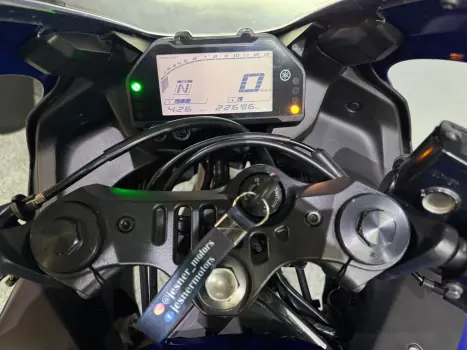 YAMAHA YZF R3 320 ABS, Foto 8